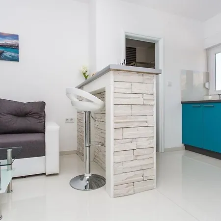 Für 2 Personen 1 Kind Ca 35 M In Baška, Kvarner Bucht Krk * Baška